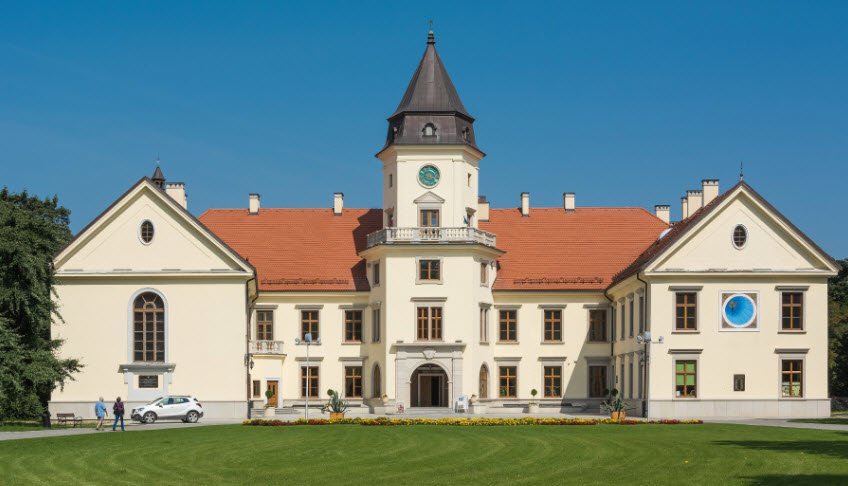 ZAMEK - MUZEUM Historyczne TARNOBRZEGA., Poland
